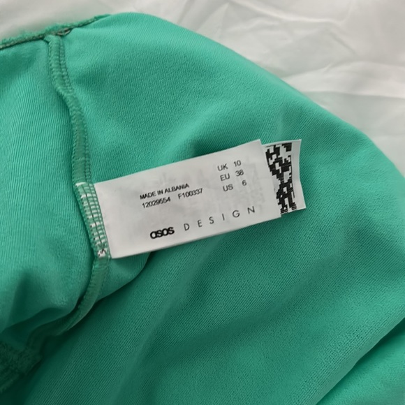 ASOS One Piece Swimsuit - Picture 3 of 4